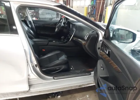 2017 Nissan Maxima 3.5 Platinum z USA, uszkodzony, nr VIN 1N4AA6AP1HC446416